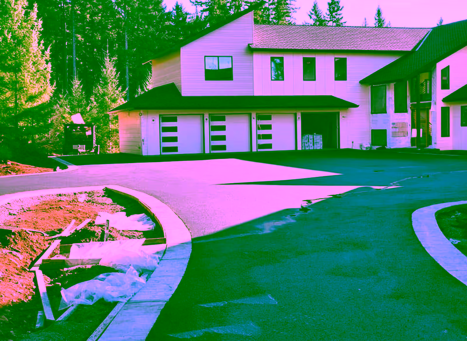 Emerald Chip Seal & Paving project — image 3